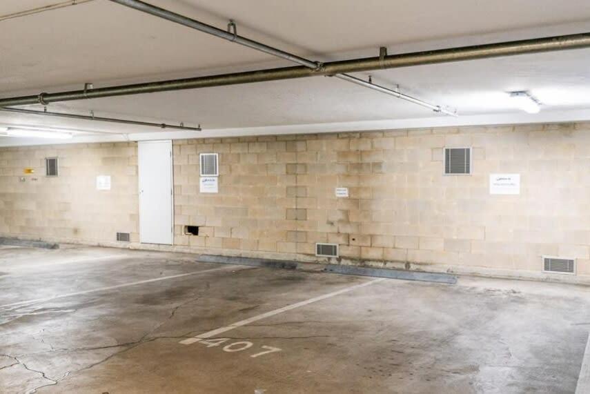 Glenelg Oasis, Pool, Gym, Spa & Sauna, Free Parking, City Views Exterior foto