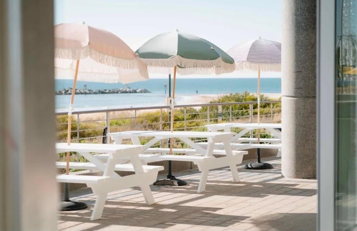 Glenelg Oasis, Pool, Gym, Spa & Sauna, Free Parking, City Views Exterior foto